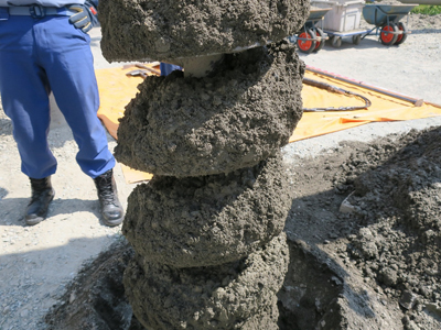 建柱用掘削泥土吸水剤『どろ運べーる』シリーズ