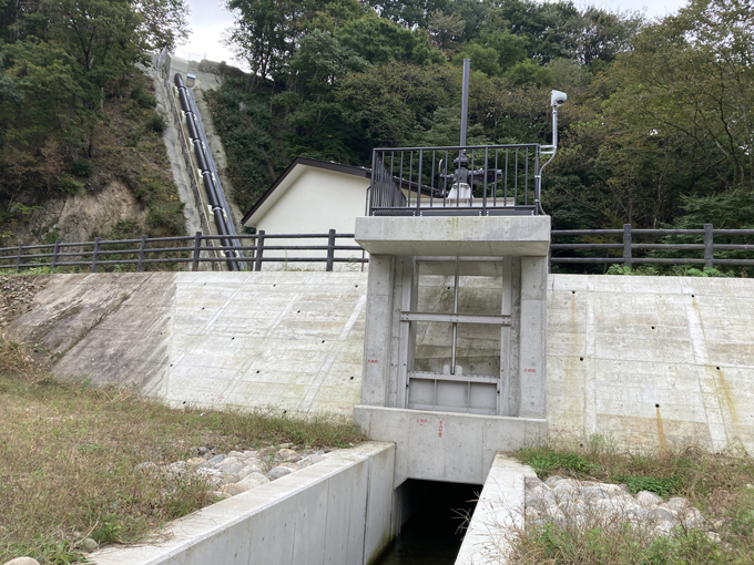小水力発電所向け水門設置状況１