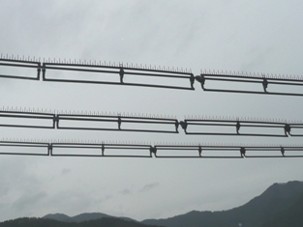 電線用鳥害防止器『とりコレン（鳥来れん）』